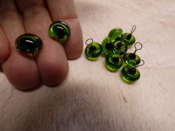 922-8 Green transparent cat eyes